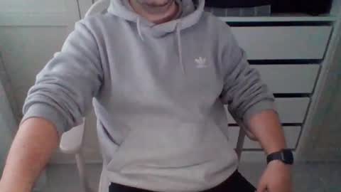 Snapshot of alfo267 chatting on October 2025 01:30:02 PM WorkFromHomeFun online show from October 2025 01:30:02 PM