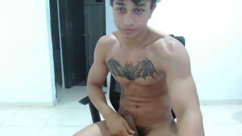 Snapshot of alfred_cantillo chatting on June 2026 07:20:01 AM alfred_cantillo online show from June 2026 07:20:01 AM