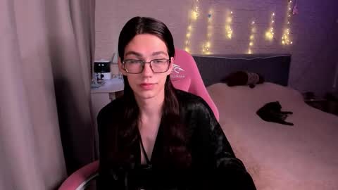 Alfreda online show from September 2025 10:15:02 AM