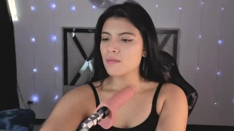 Snapshot of alfresii_rivera chatting on April 2026 10:40:01 PM Carolina Join The Fan Club online show from April 2026 10:40:01 PM