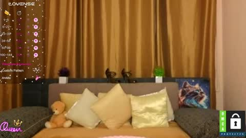 Snapshot of alianna_solo_kiss chatting on June 2026 05:20:01 AM Alianna online show from June 2026 05:20:01 AM