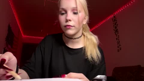 Alice online show from April 2026 06:15:01 PM