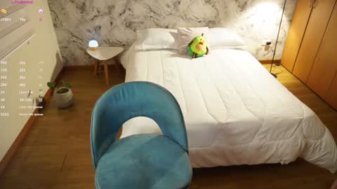 Snapshot of alicce_belluci chatting on January 2025 02:25:01 AM Alicce belluci online show from January 2025 02:25:01 AM