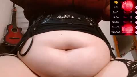 Snapshot of alicce_moon_ chatting on June 2026 02:53:01 AM online show from June 2026 02:53:01 AM