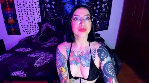 ALiCE ROSE online show from April 2026 11:40:02 PM