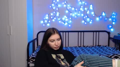 Snapshot of alice_________________________ chatting on December 2024 06:49:02 PM Alice online show from December 2024 06:49:02 PM