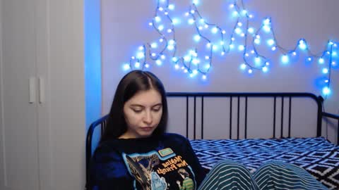 Snapshot of alice_________________________ chatting on January 2025 11:26:01 PM Alice online show from January 2025 11:26:01 PM