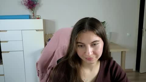Snapshot of alice_________________________ chatting on September 2025 06:00:01 PM Alice online show from September 2025 06:00:01 PM