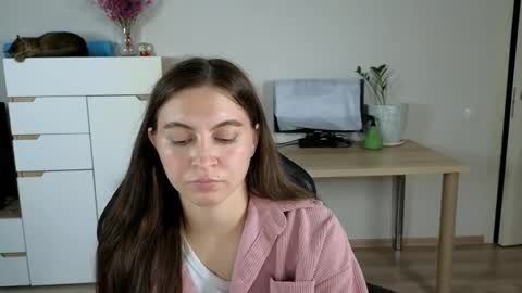 Snapshot of alice_________________________ chatting on September 2025 06:56:02 PM Alice online show from September 2025 06:56:02 PM