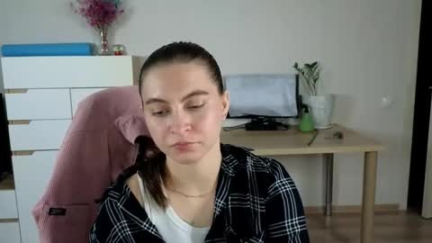 Snapshot of alice_________________________ chatting on September 2025 04:45:02 PM Alice online show from September 2025 04:45:02 PM