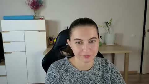 Snapshot of alice_________________________ chatting on October 2025 08:20:02 PM Alice online show from October 2025 08:20:02 PM