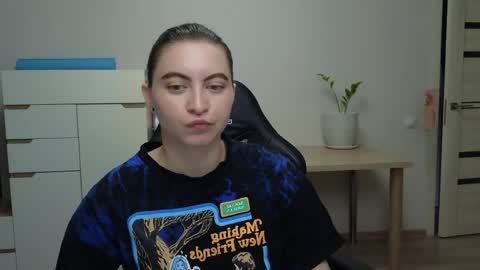 Alice online show from April 2026 04:57:02 AM