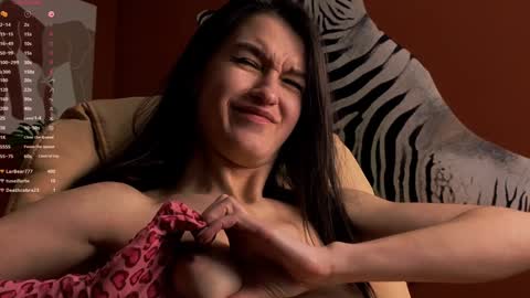 Snapshot of alice__grace_ chatting on January 2025 01:33:01 AM your Alice online show from January 2025 01:33:01 AM