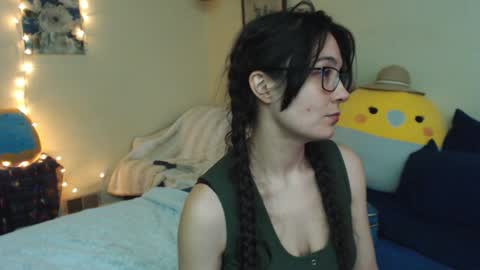 Snapshot of alice_asks chatting on January 2025 11:51:01 PM Alice Asks online show from January 2025 11:51:01 PM