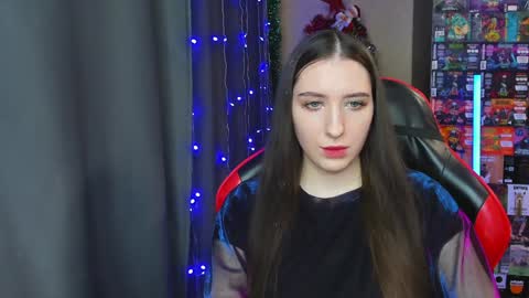 Snapshot of alice_bailey chatting on December 2024 07:24:02 PM Alice online show from December 2024 07:24:02 PM