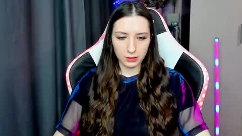 Snapshot of alice_bailey chatting on November 2025 12:40:02 PM Alice online show from November 2025 12:40:02 PM