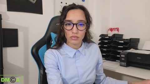 Snapshot of alice_bane chatting on January 2025 03:33:02 PM A R Y A  T I A online show from January 2025 03:33:02 PM