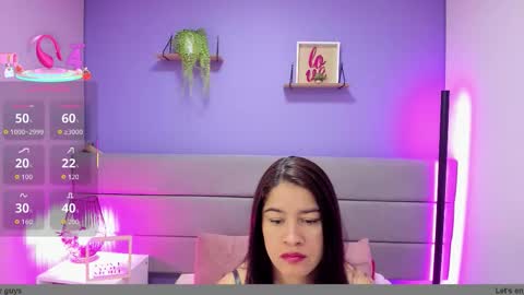 Snapshot of alice_brookss_ chatting on December 2025 01:04:02 PM alice_brookss_ online show from December 2025 01:04:02 PM