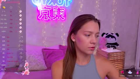 Snapshot of alice_charmy chatting on September 2025 05:42:01 AM Alice in Wonderland online show from September 2025 05:42:01 AM