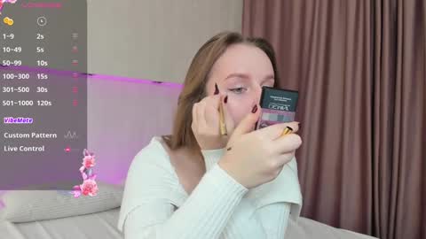 Snapshot of alice_diva chatting on December 2024 01:15:02 AM Alice GMT2 Mon 3-9 AM Tue 3-9 AM Fri 3-9 AM Sat 3-9 AM Sun 3-9 AM online show from December 2024 01:15:02 AM