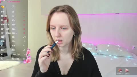 Snapshot of alice_diva chatting on December 2024 01:12:01 AM Alice GMT2 Mon 3-9 AM Tue 3-9 AM Fri 3-9 AM Sat 3-9 AM Sun 3-9 AM online show from December 2024 01:12:01 AM