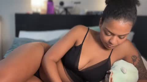 Snapshot of alice_erotica chatting on October 2025 08:31:01 PM alice erotica online show from October 2025 08:31:01 PM