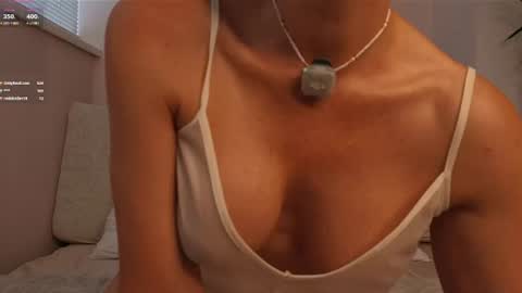 alice_eva online show from July 2026 03:21:02 PM