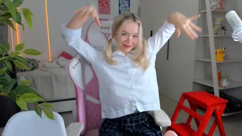 Alichery online show from December 2025 06:08:02 AM