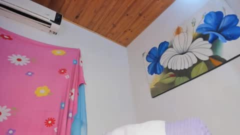 ALICE    Alice guzman online show from January 2025 06:52:01 PM