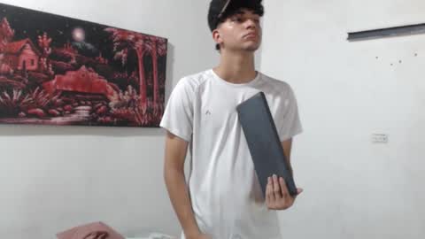 Snapshot of alice_julls chatting on September 2025 08:21:01 PM alice online show from September 2025 08:21:01 PM