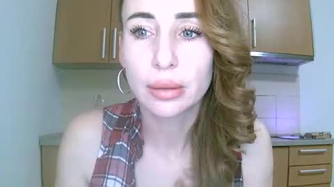 Snapshot of alice_sewx chatting on November 2025 03:01:02 PM Alice Sewx online show from November 2025 03:01:02 PM