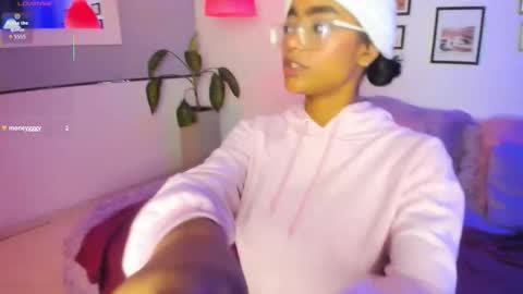 Snapshot of alice_simmons chatting on February 2026 07:42:02 PM alice_simmons online show from February 2026 07:42:02 PM