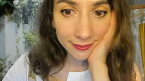 Snapshot of alice_sincere chatting on June 2026 09:19:02 PM Alice Love you all online show from June 2026 09:19:02 PM