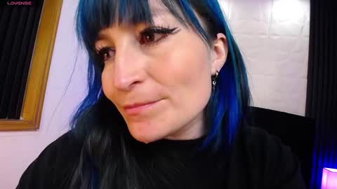 Alice online show from February 2025 10:37:01 PM