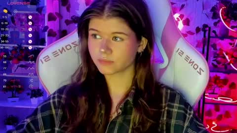Alice online show from April 2026 07:08:02 PM