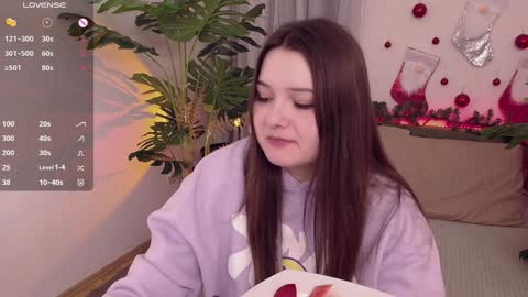 Alice  online show from December 2024 04:04:01 PM