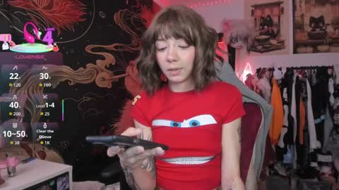 Snapshot of alicedang3r chatting on April 2026 12:19:02 AM Alice online show from April 2026 12:19:02 AM