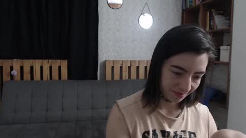 alicee_logan_ online show from February 2025 01:46:02 AM