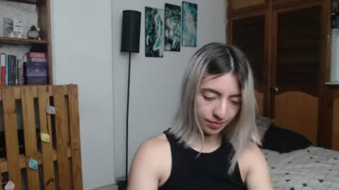 alicee_logan_ online show from July 2026 01:31:02 AM