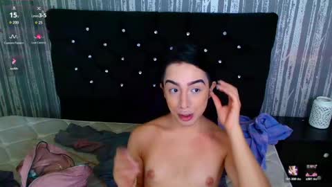 alicee_moonn online show from April 2026 07:11:01 PM