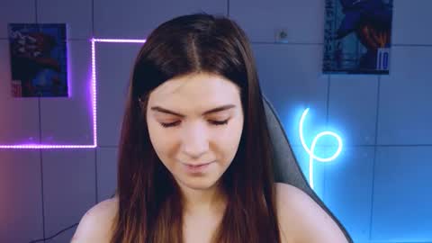 Alice online show from September 2025 05:11:01 AM