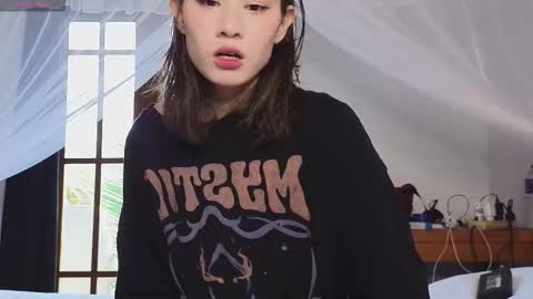 Alice  vacation  online show from March 2026 05:20:02 AM