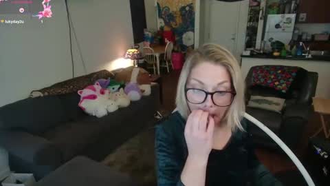 Alice Liddell online show from September 2025 07:39:02 PM