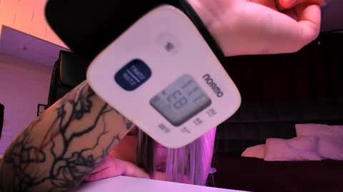 Alice online show from November 2025 01:44:01 PM