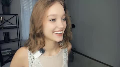 Serena online show from December 2025 07:48:02 AM