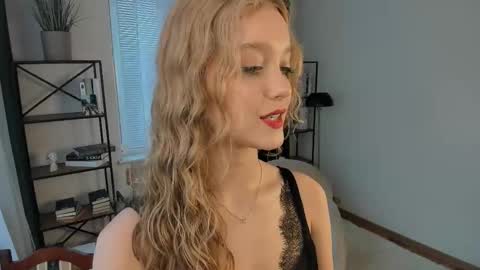 Serena online show from March 2026 12:01:01 PM