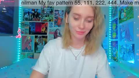 Alice  online show from December 2024 02:22:02 PM