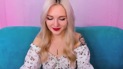 alicemonro online show from October 2025 08:12:01 AM