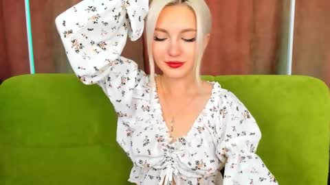 alicemonro online show from October 2025 08:23:02 AM