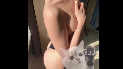 Snapshot of aliceparis69 chatting on March 2025 09:56:01 PM Alice online show from March 2025 09:56:01 PM